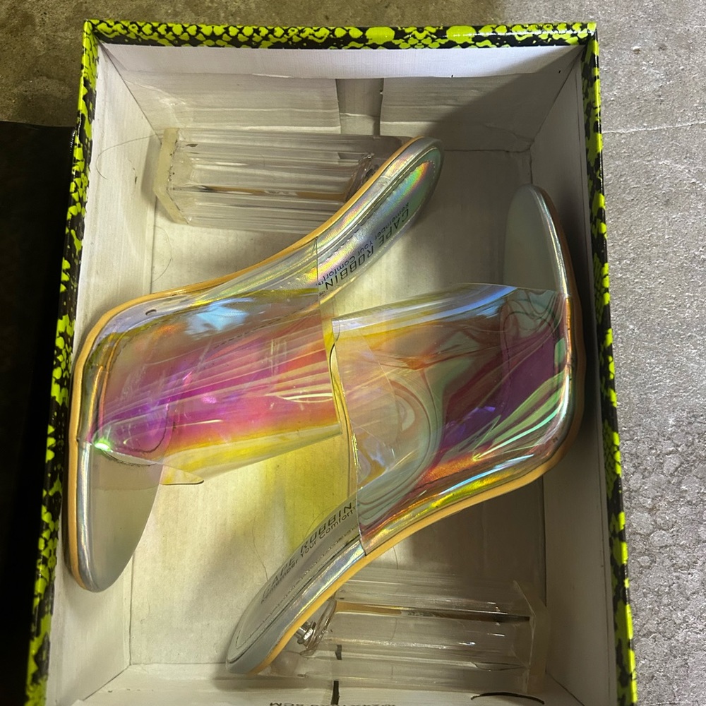 Translucent High Heels - Picture 6 of 6